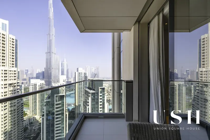 modern-2-bedroom-with-full-burj-khalifa-view-1.webp