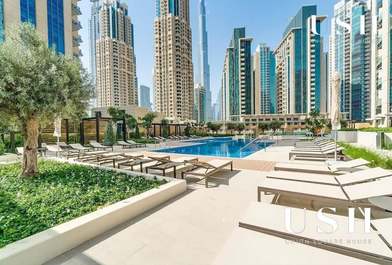 modern-2-bedroom-with-full-burj-khalifa-view-1.webp