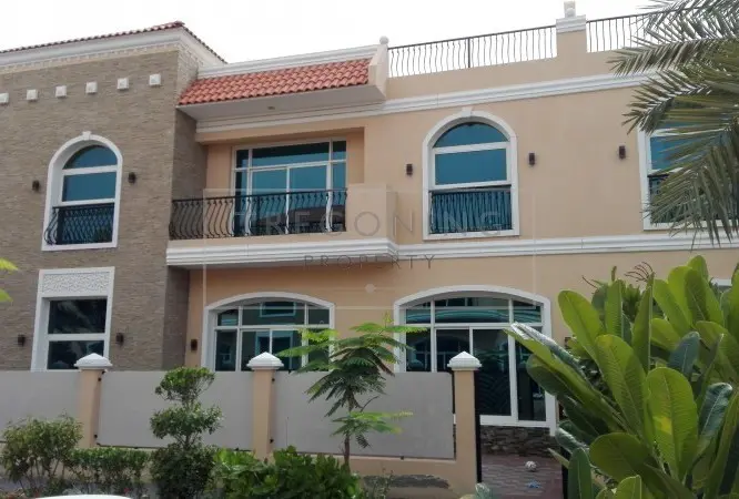 modern-five-bed-jumeirah-2-compound-villa-with-pool-and-gym.webp