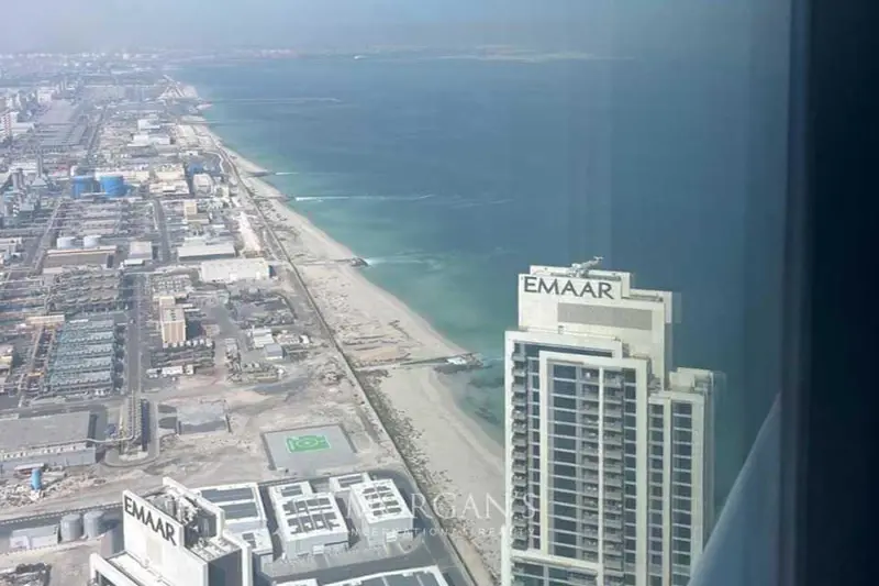 modern-furnished-very-high-floor-marina-view.webp