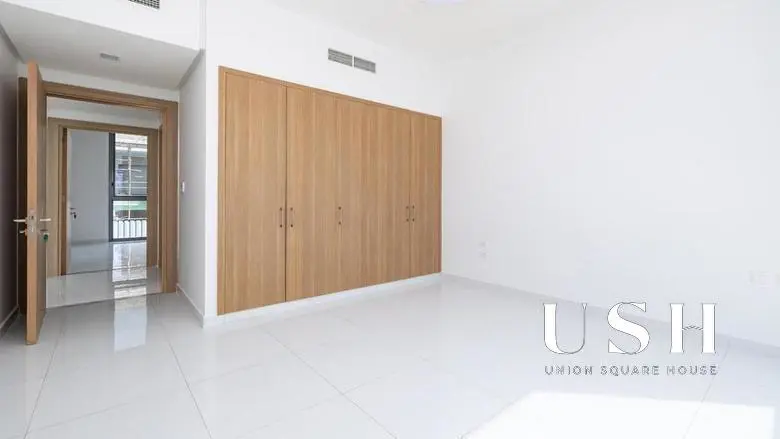 modern-townhouse-ready-to-move-in-4br.webp