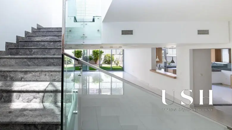 modern-townhouse-ready-to-move-in-4br.webp