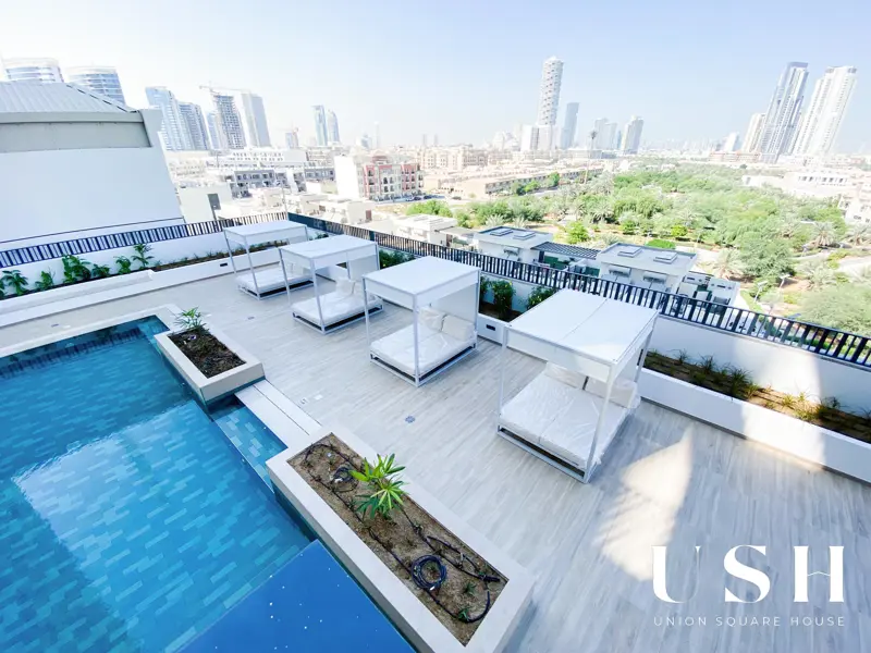 move-now-poolgarden-view-ellington-jvc.webp