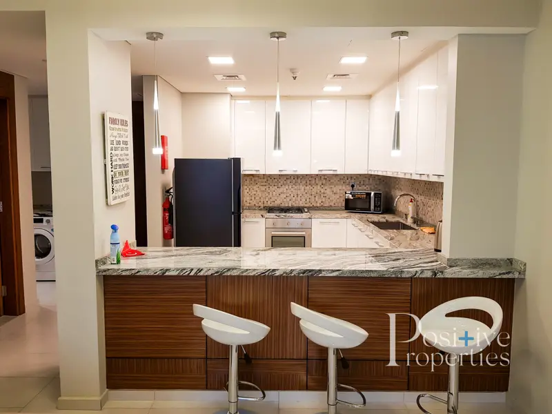 multiple-cheques-new-italian-kitchen-pets.webp