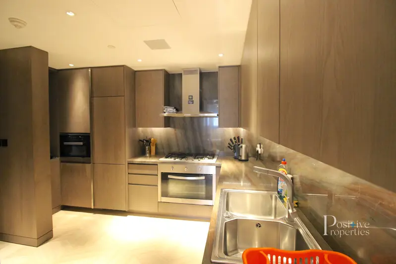 negotiable-multiple-cheques-maids-room.webp
