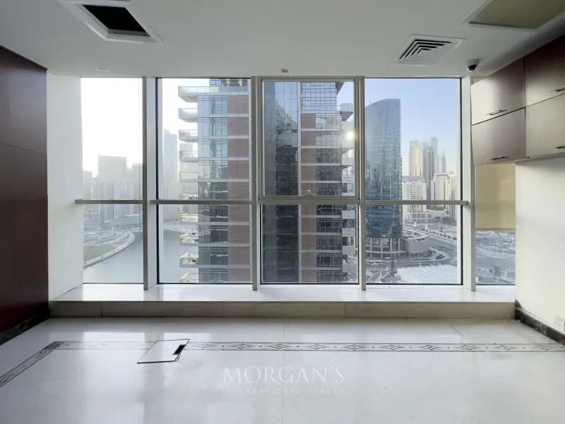 negotiable-pantry-and-wash-room-burj-view.webp