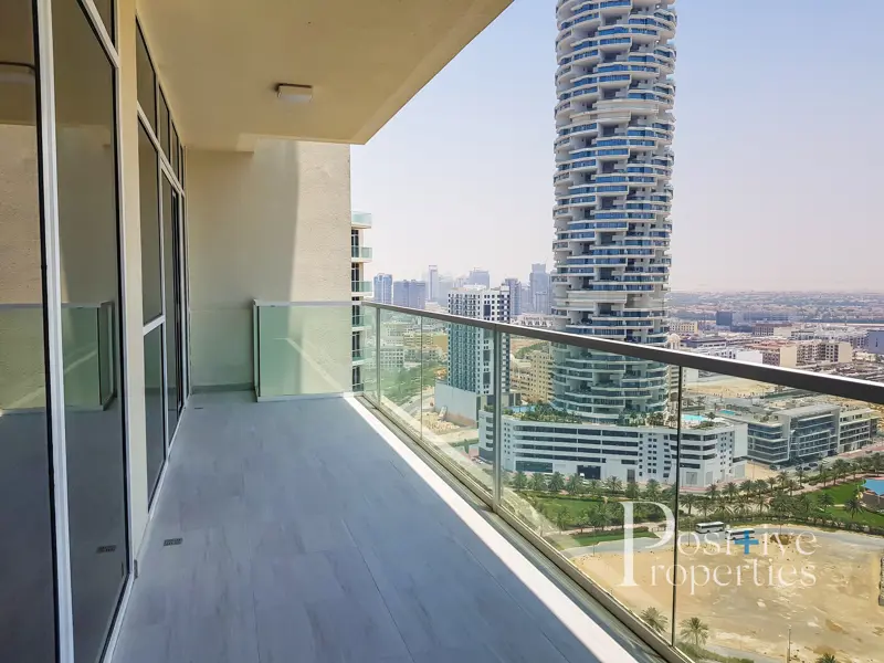 new-3-bed-duplex-pool-views-luxury-style.webp