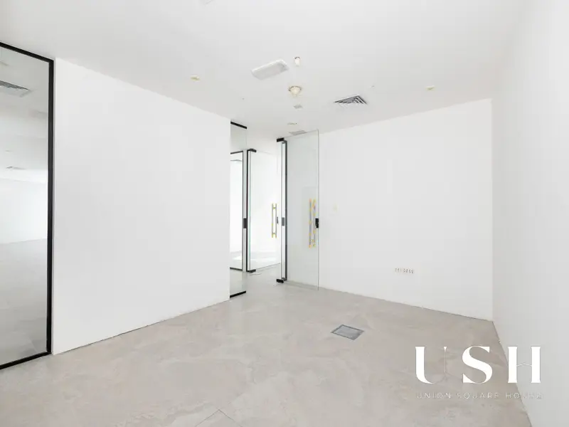 nicely-fitted-sea-view-extendable-to-1950-sqft-1.webp