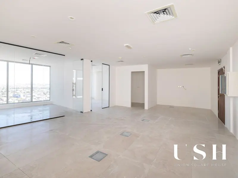 nicely-fitted-sea-view-extendable-to-1950-sqft.webp