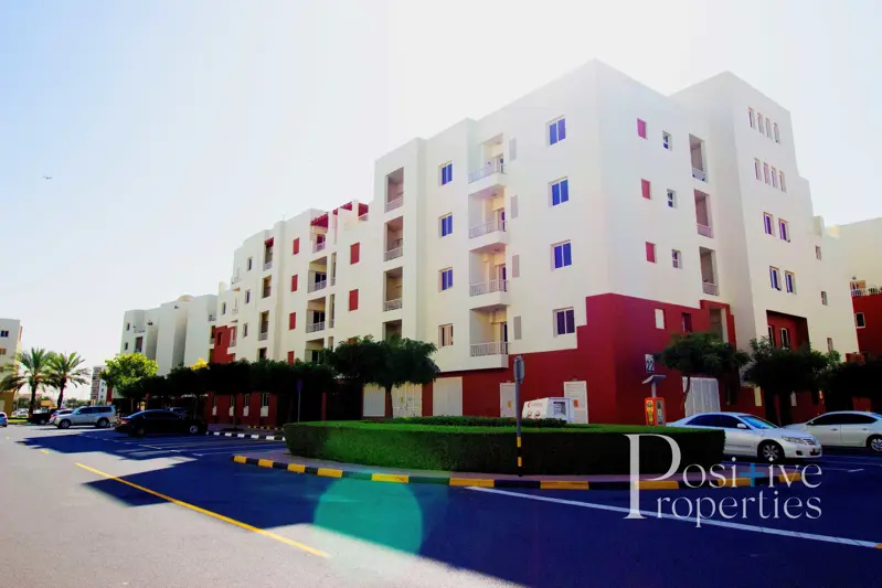 one-parking-free-12-cheques-affordable-price.webp