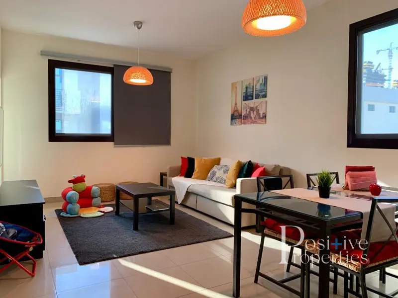 outstanding-unit-tenanted-but-can-be-vacant.webp