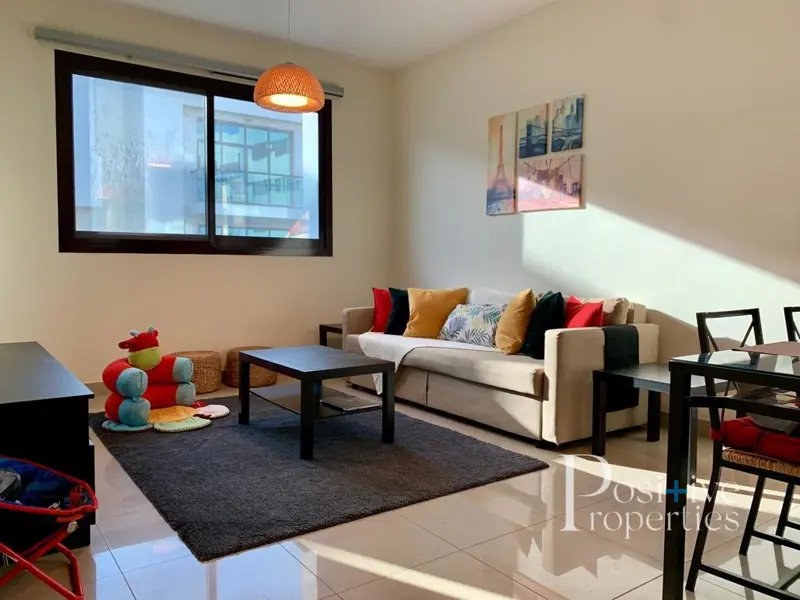 outstanding-unit-tenanted-but-can-be-vacant.webp