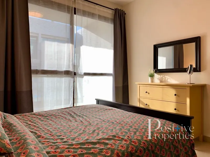 outstanding-unit-tenanted-but-can-be-vacant.webp