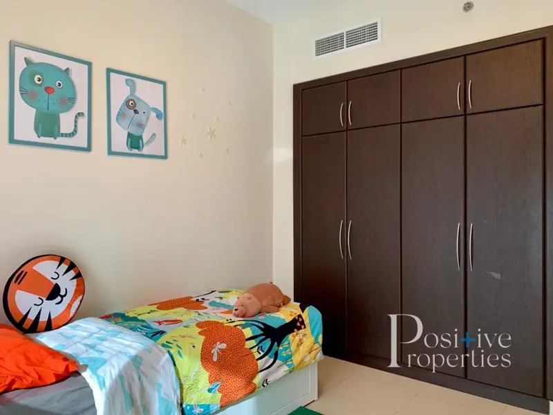 outstanding-unit-tenanted-but-can-be-vacant.webp