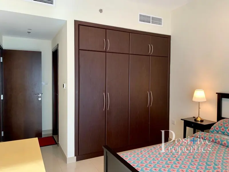 outstanding-unit-tenanted-but-can-be-vacant.webp