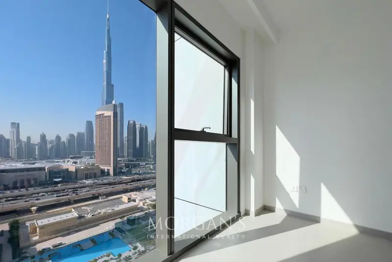 pay-3.5m-now-no-service-charge-burj-khalifa.webp
