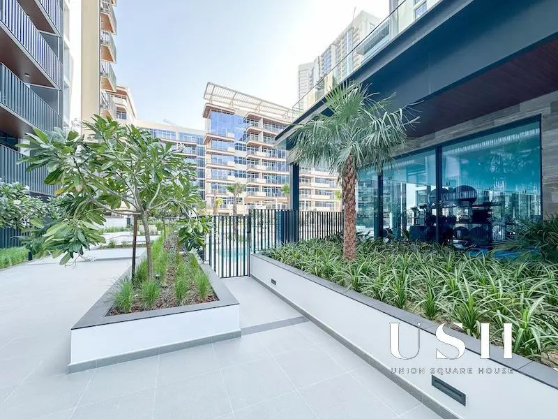 pool-view-actual-photos-meydan-mbr-2.webp