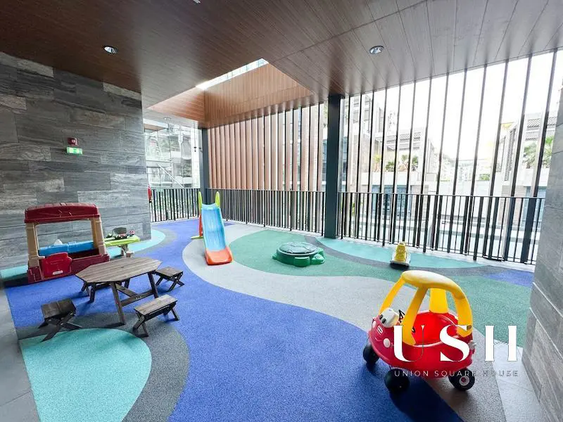 pool-view-actual-photos-meydan-mbr-2.webp