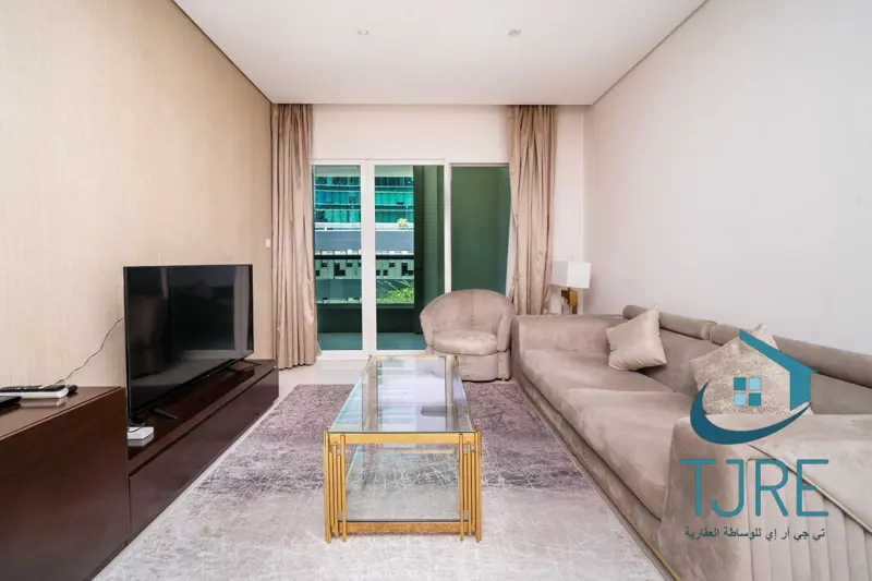 pool-view-fully-furnished-ready-to-move.webp