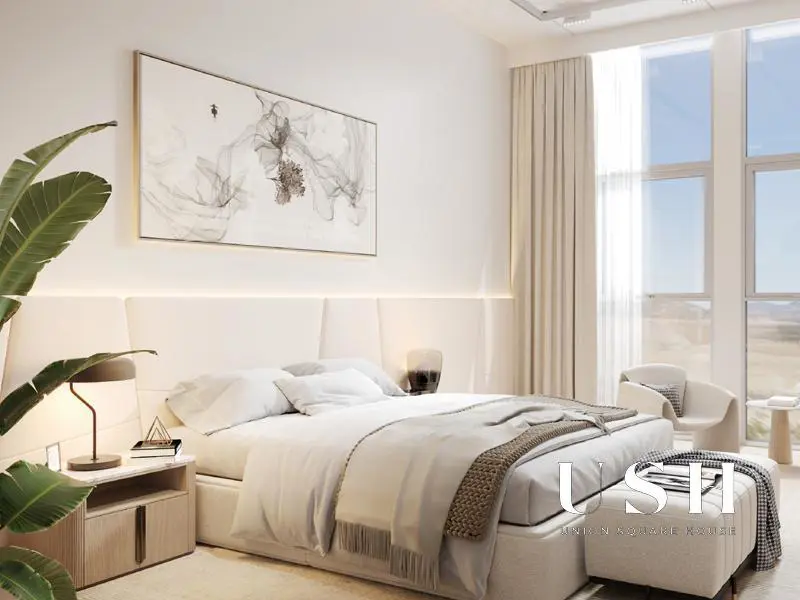 pool-view-furnished-spacious-multiple-units-2.webp