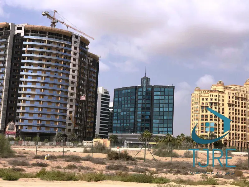 premium-office-space-bright-prime-location-high-roi.webp