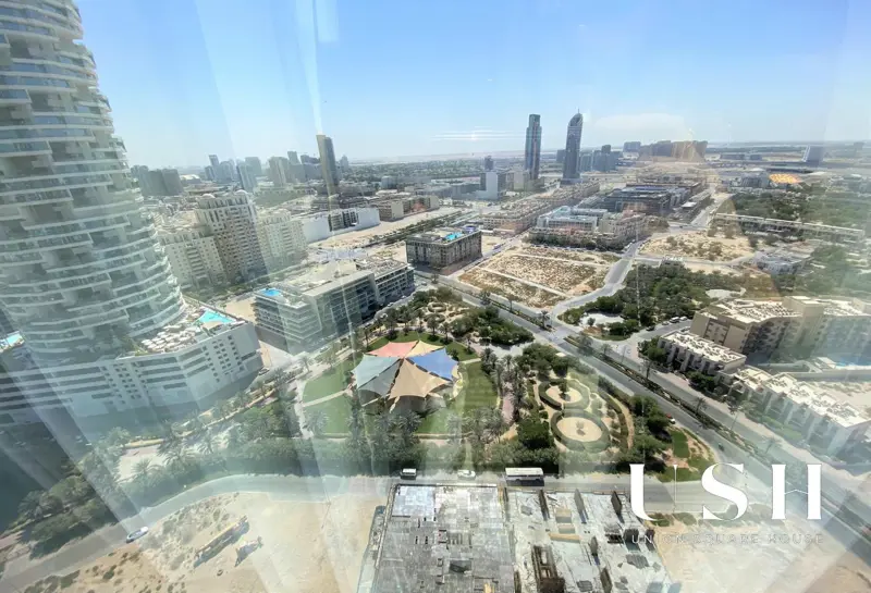 premium-studio-high-floor-hotel-room.webp