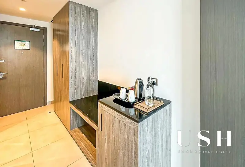 premium-studio-high-floor-hotel-room.webp