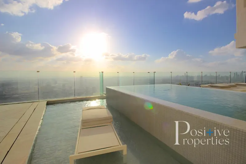 price-drop-private-pool-amazing-view.webp