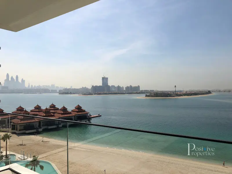 priced-to-sell-luxury-living-beachfront-penthouse.webp