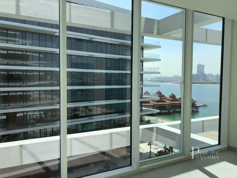 priced-to-sell-luxury-living-beachfront-penthouse.webp