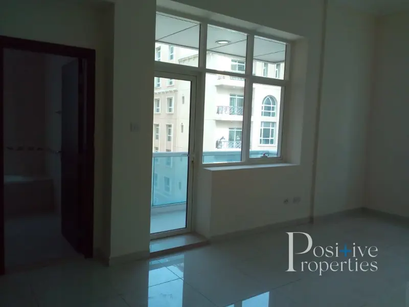 prime-location-white-goods-opp-mall.webp