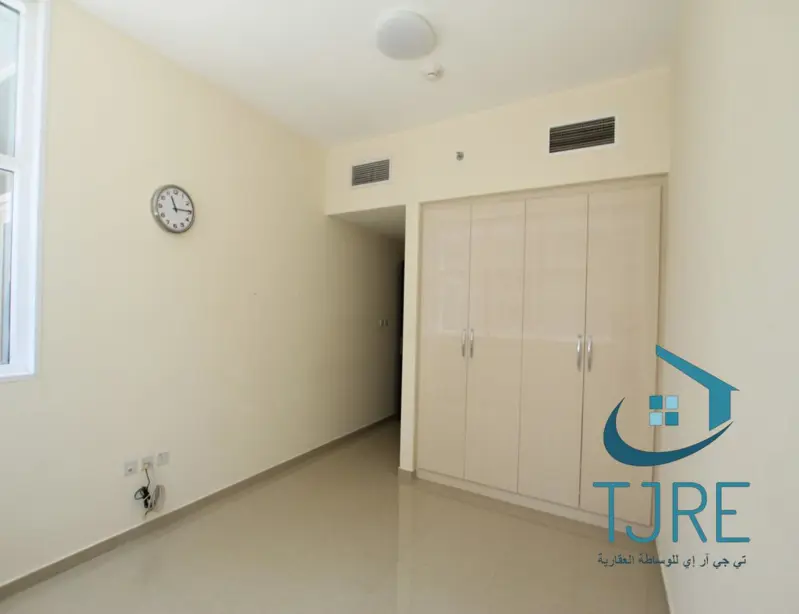 rented-1bhk-uniestate-tower-dubai-sports-city.-1.webp
