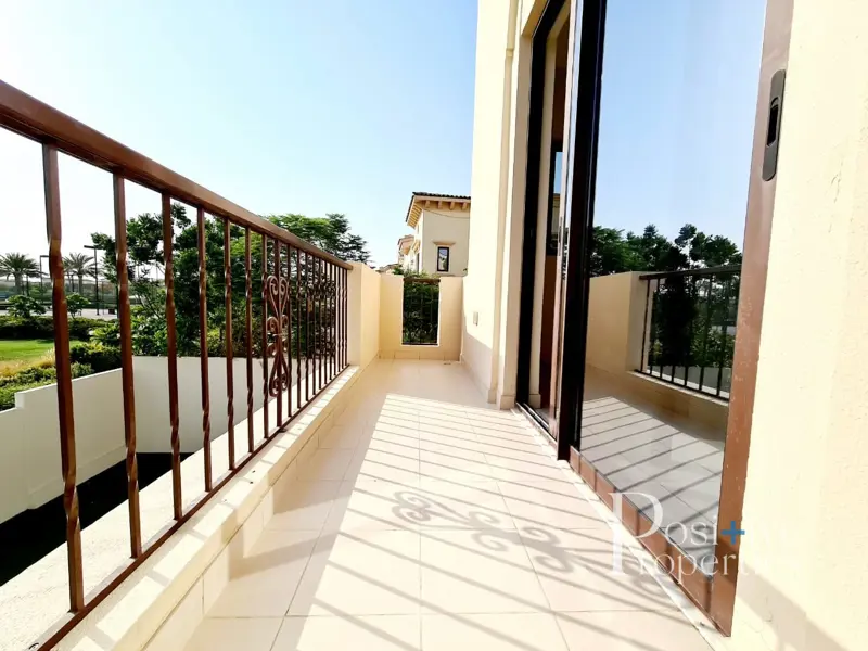 single-row-garden-view-well-maintained.webp