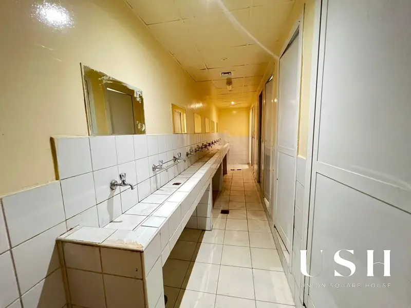 small-camp-10-rooms-6-person-near-grand-mall-1.webp