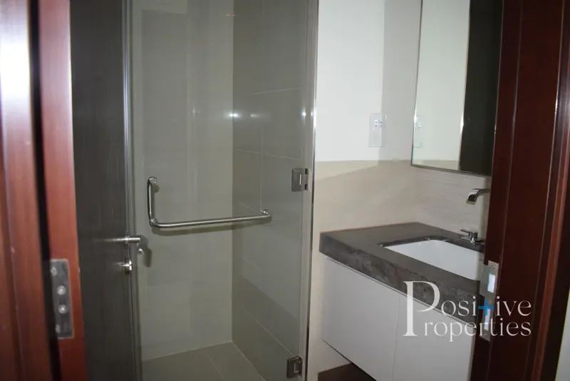 spacious-2-bed-l-chiller-free-ready-to-move.webp
