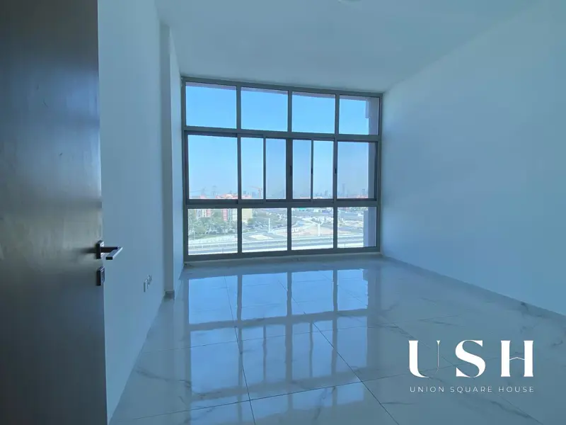 spacious-2-bedroom-maid-room-high-floor.webp