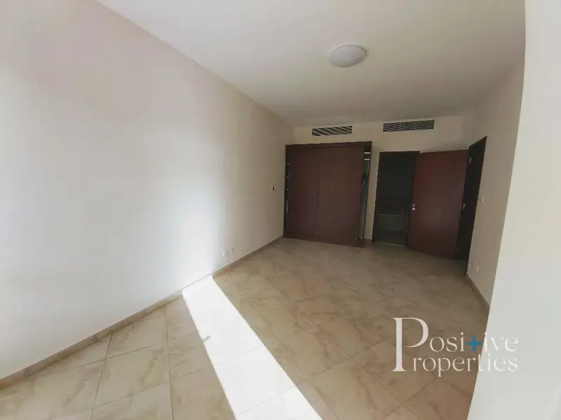 spacious-3-brms-maid-room-3-balcony-storage.webp
