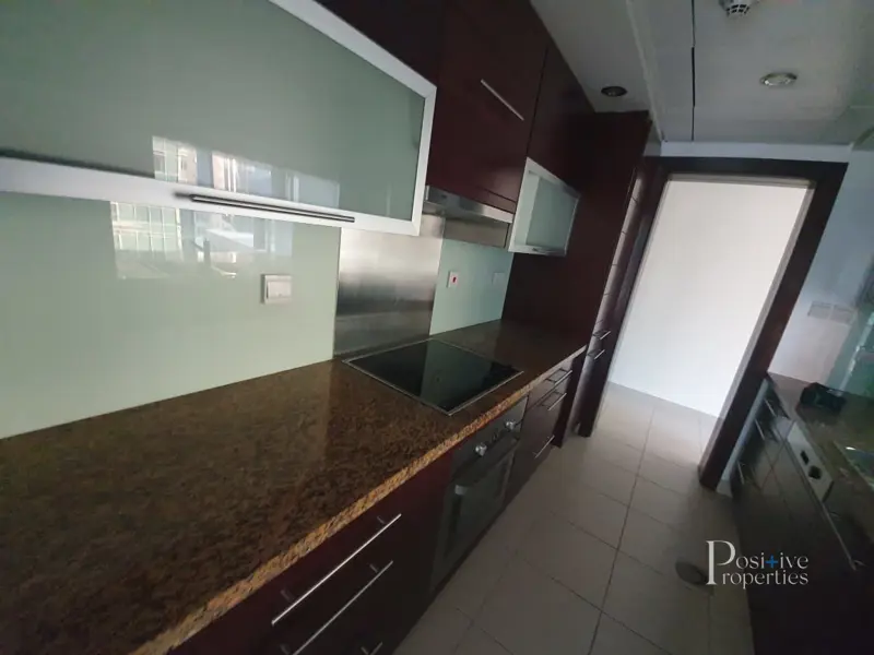 spacious-balcony-and-beautiful-apartment-reduced.webp