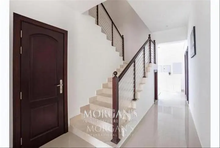 spacious-layout-4-bedroom-premium-location.webp