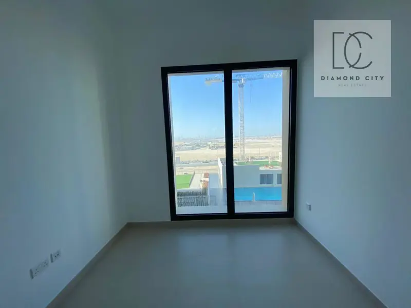 spacious-layout-i-park-views-i-high-floor.webp