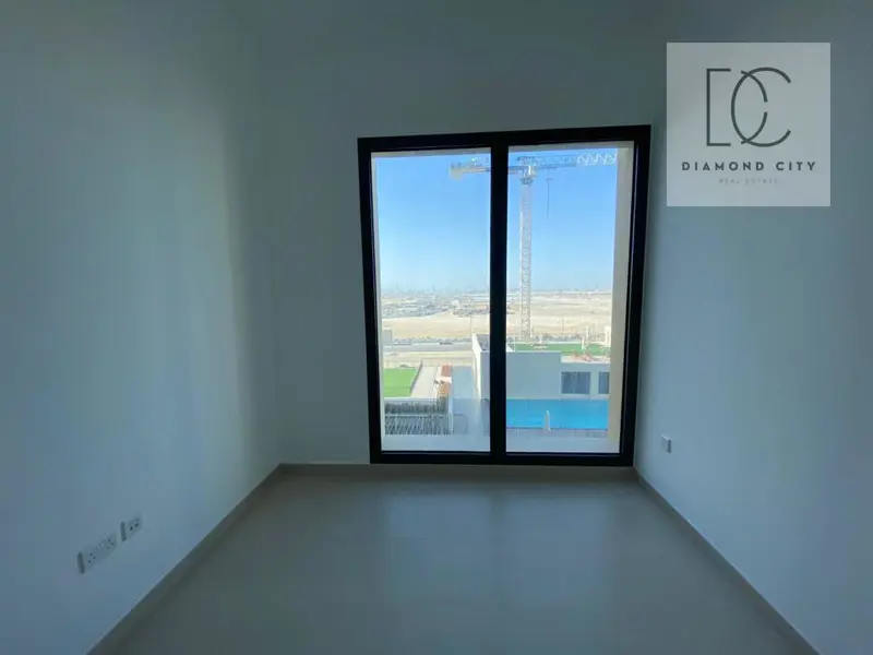 spacious-layout-i-park-views-i-high-floor.webp