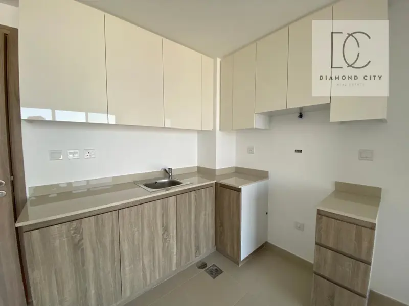 spacious-layout-i-park-views-i-high-floor.webp