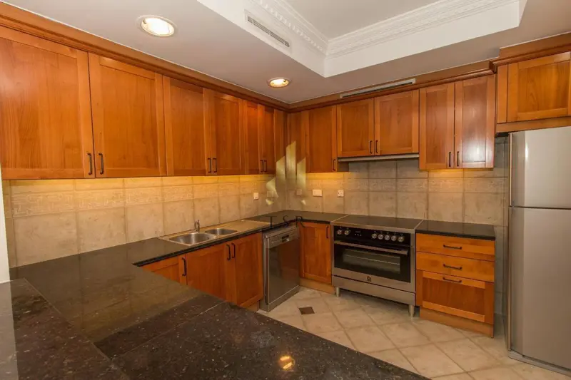 spacious-villa-private-garden-emaar-6.webp