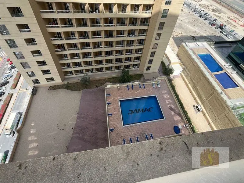 studio-available-now-lakeside-b-dpc.webp