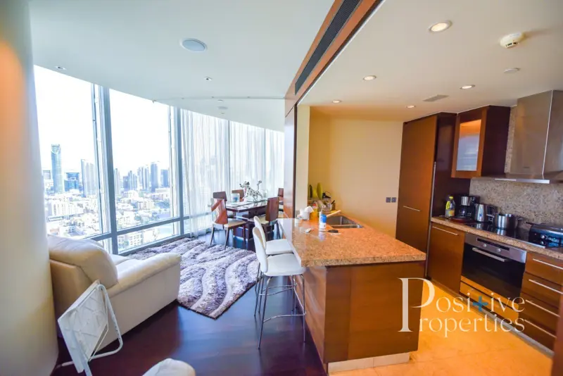 stunning-apartmentfountain-viewfully-furnished-1.webp