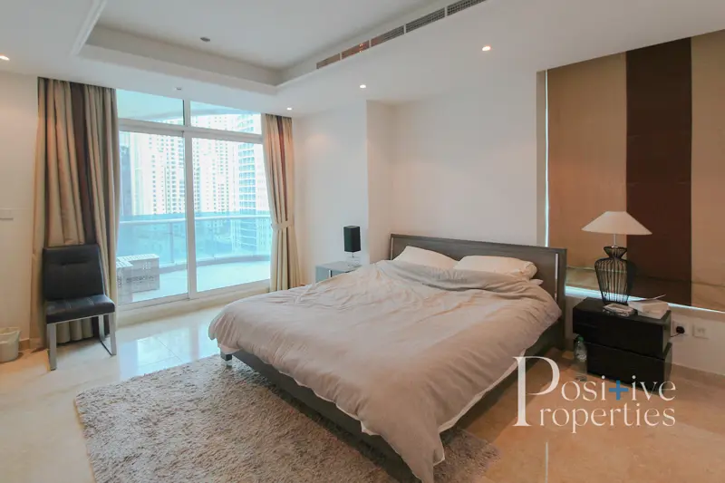 stunning-marina-view-full-furnished-great-location.webp