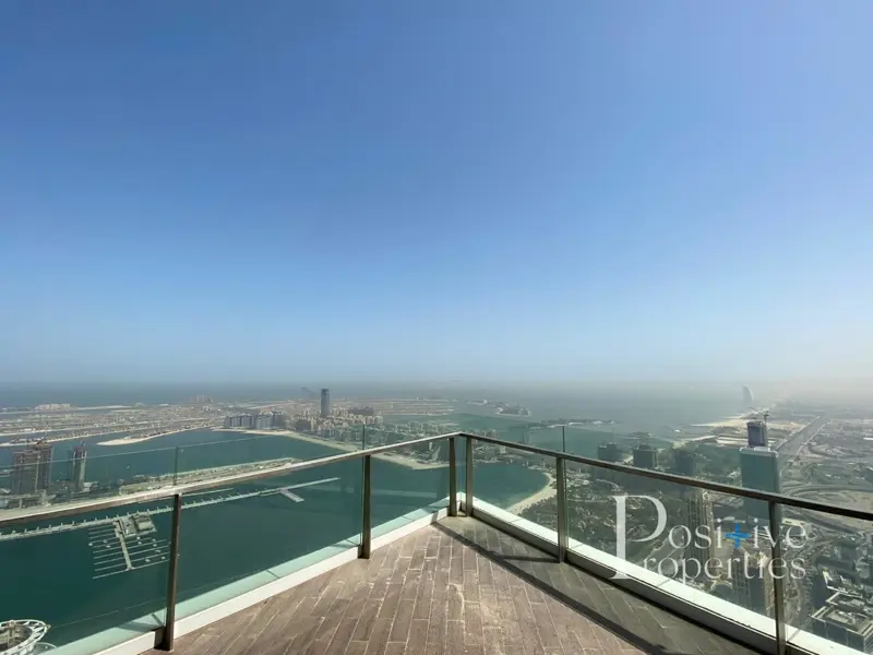 stunning-sea-and-palm-view-penthouse-duplex.webp