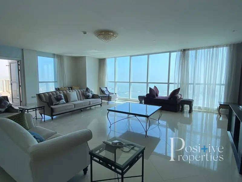 stunning-sea-and-palm-view-penthouse-duplex.webp