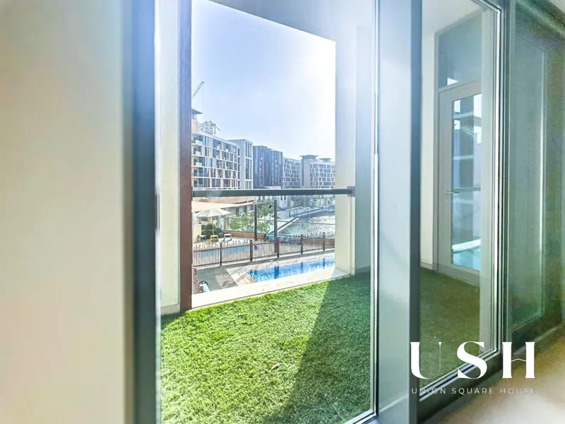 stylish-1-bed-study-l-canal-view-l-vacant-6.webp