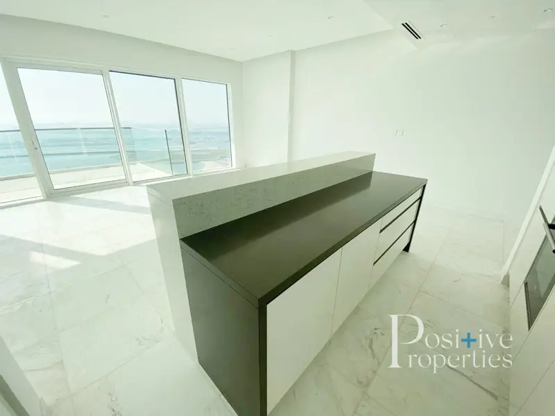 sunset-full-sea-view-3-bedmaid-corner-unit.webp